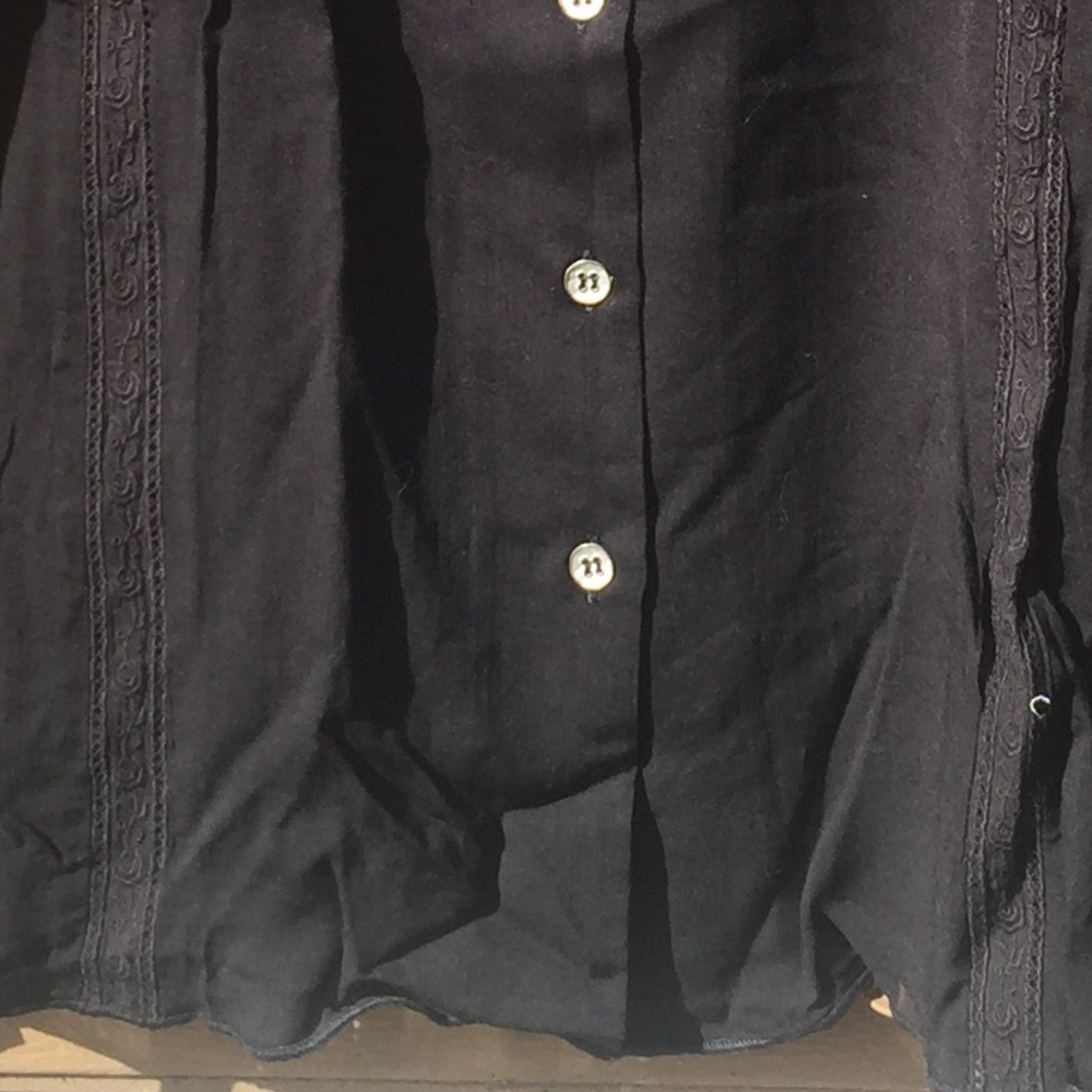 Black button-up blouse, NWT - Picture 7 of 8